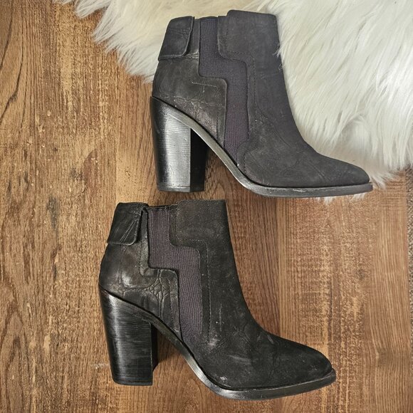L.A.M.B./LAMB Mojo Block Heel Suede Ankle Boot, 5.5, Black Croc - Picture 3 of 13